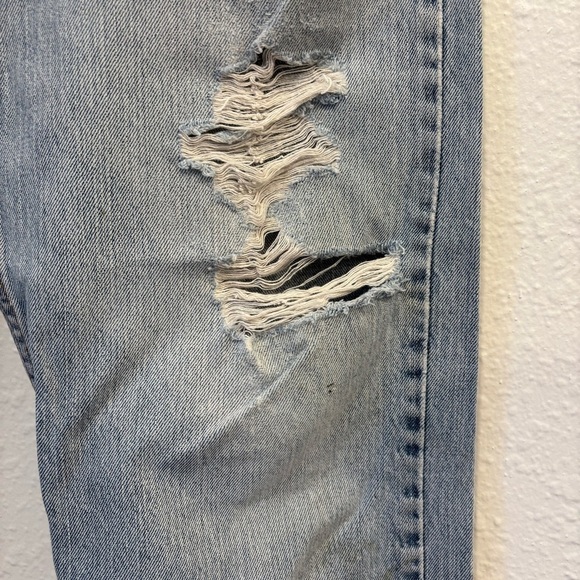 VTG Levi’s 505 blue distressed jeans - Picture 3 of 8